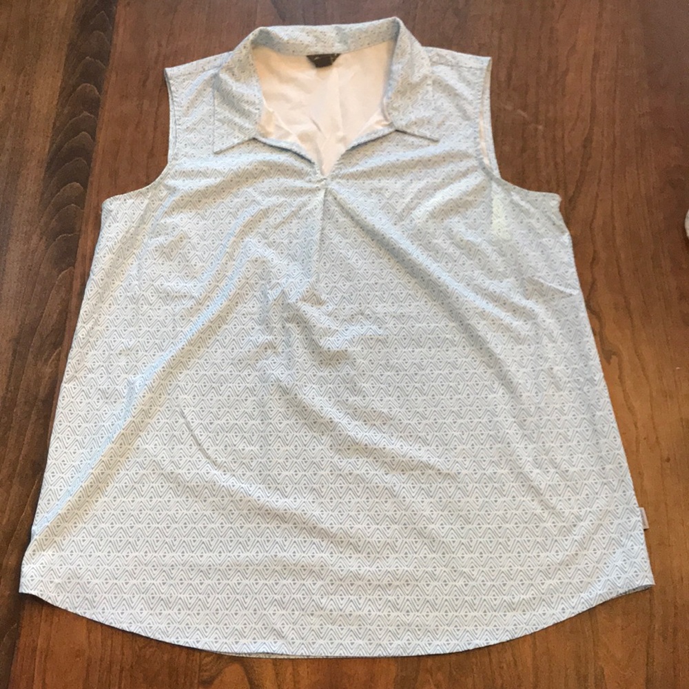 ⭐️ 3/$15: Eddie Bauer Collared Tank